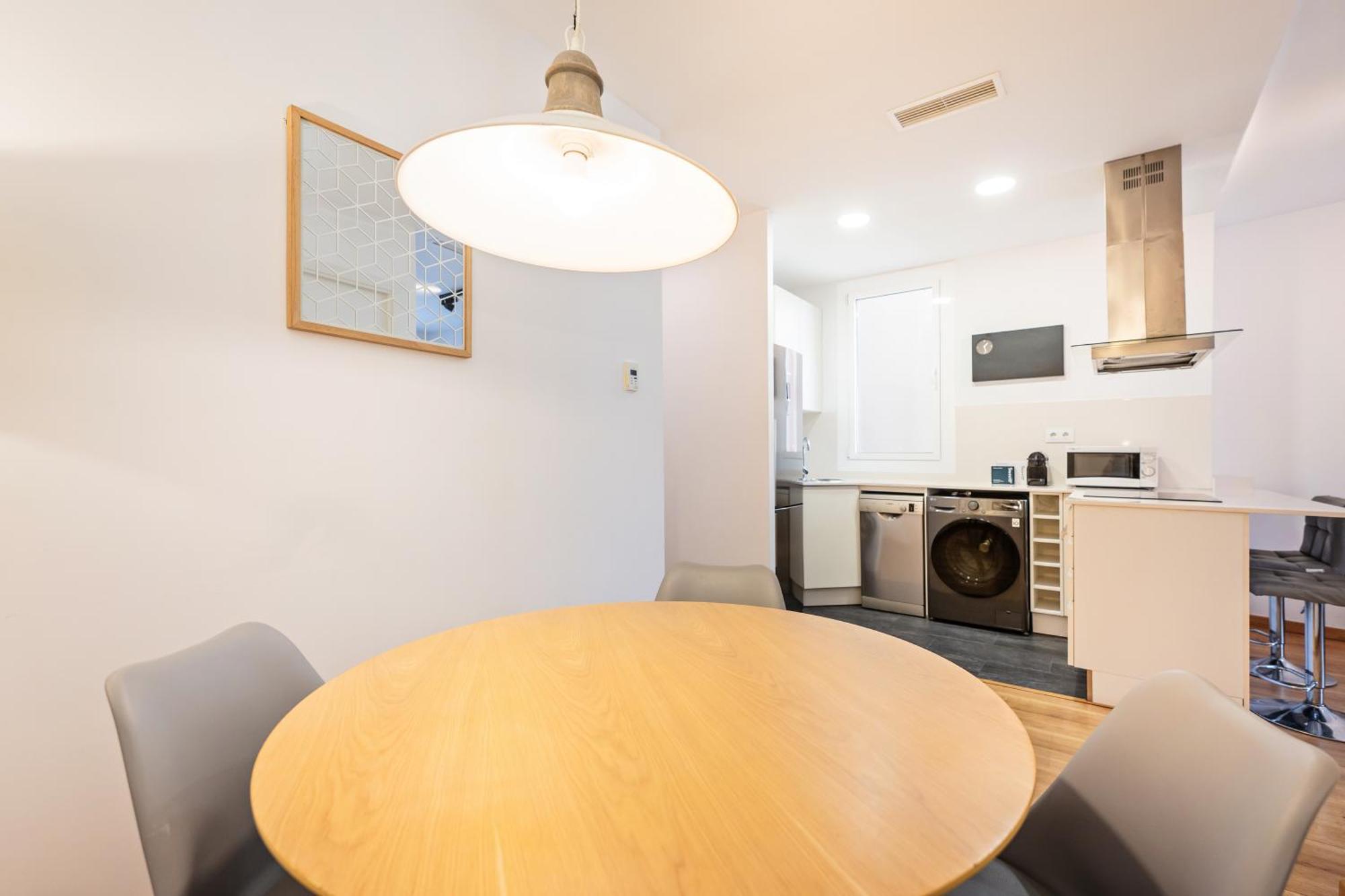 Urgell Apartment