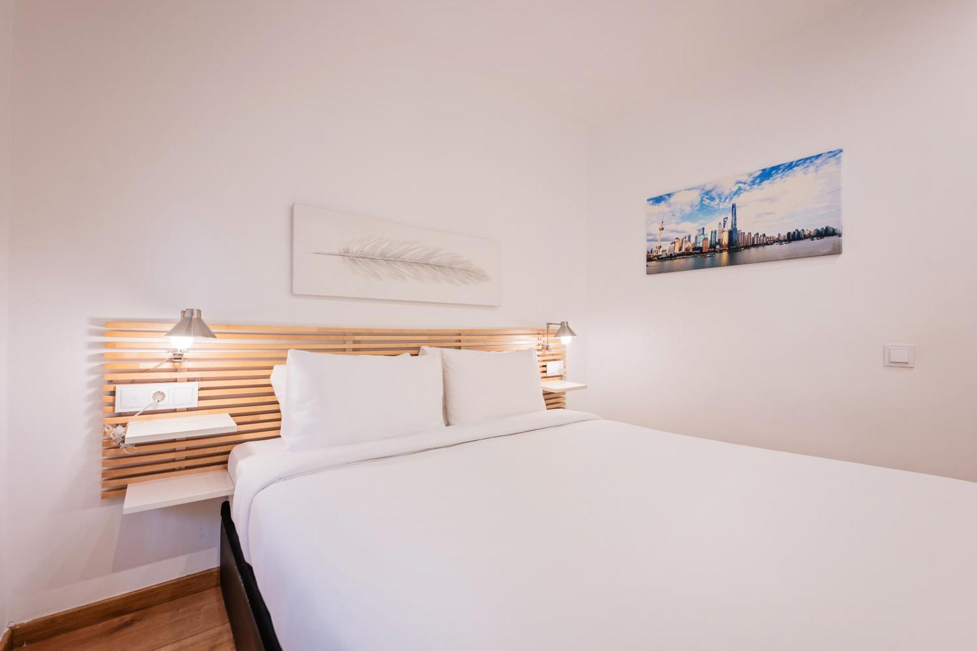Urgell Appartement *